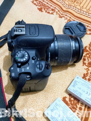 Canon 700 D